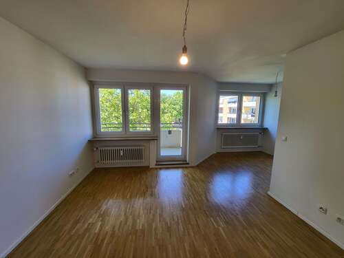 Foto - Wohnung zum Mieten in Augsburg 754,00 € 52.73 m²