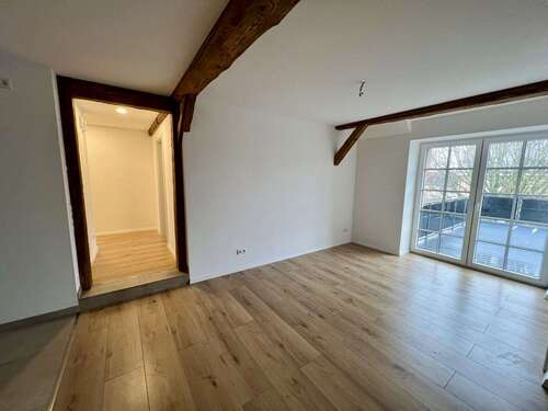 Foto - Wohnung zum Mieten in Schkeuditz OT Glesien 1.302,00 € 124 m²