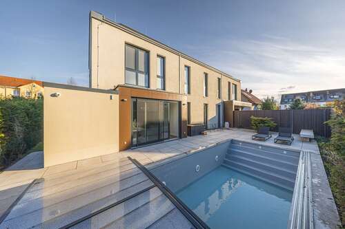 Foto - Haus zum Kaufen in Markkleeberg 1.925.000,00 € 270 m²