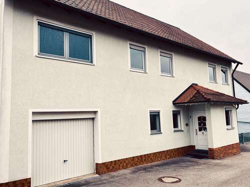 Foto - Haus zum Kaufen in Bechhofen 348.900,00 € 187 m²