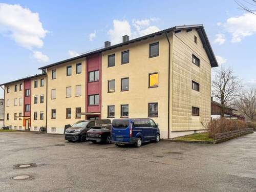 Foto - Haus zum Kaufen in Burgkirchen an der Alz 150.000,00 € 81.89 m²