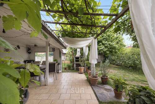 Foto - Haus zum Kaufen in Rodgau 700.000,00 € 248 m²