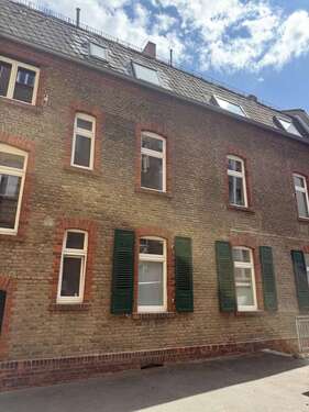 Foto - Haus zum Mieten in Wiesbaden 818,00 € 59 m²