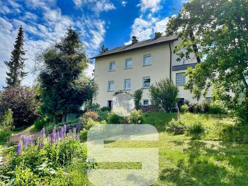 Foto - Haus zum Kaufen in Geroldsgrün 169.000,00 € 145 m²