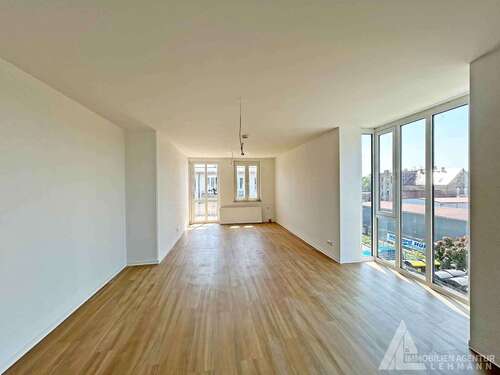 Foto - Wohnung zum Mieten in Halle 699,00 € 77 m²