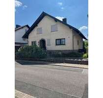 Haus zum Kaufen in Schaafheim Mosbach 420.000,00 € 142.9 m² - Schaafheim / Mosbach