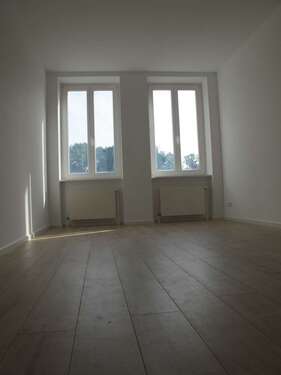 Foto - Wohnung zum Mieten in Baruth 663,00 € 78.26 m²