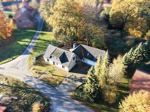 Foto - Haus zum Kaufen in Uchte 229.000,00 € 213.84 m²