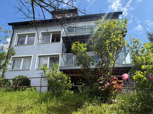 Foto - Haus zum Kaufen in Esslingen am Neckar 748.000,00 € 200 m²