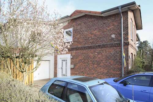 Foto - Haus zum Kaufen in Kaltenkirchen 550.000,00 € 260.15 m²