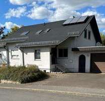 Haus zum Kaufen in Hohenahr Erda 429.000,00 € 226 m² - Hohenahr / Erda