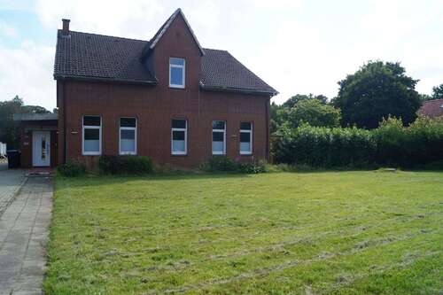 Foto - Haus zum Kaufen in Geestland 229.000,00 € 250.7 m²