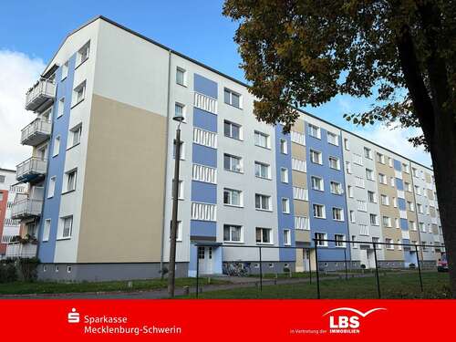 Foto - Wohnung zum Kaufen in Schwerin 125.000,00 € 98 m²