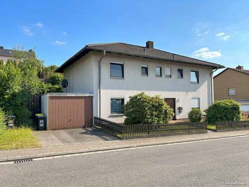 Foto - Haus zum Kaufen in Bexbach 315.000,00 € 116.93 m²