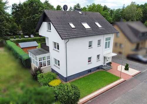 Foto - Haus zum Kaufen in Hövelhof 410.000,00 € 190 m²