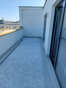 Foto - Wohnung zum Mieten in Saarbrücken 920,00 € 77.81 m²