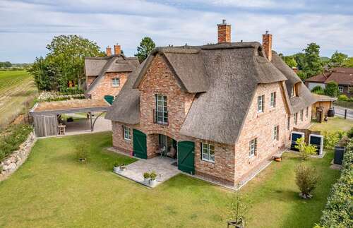 Foto - Haus zum Kaufen in Grömitz 995.000,00 € 140 m²