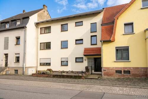 Foto - Wohnung zum Kaufen in Großrosseln 89.000,00 € 93.63 m²