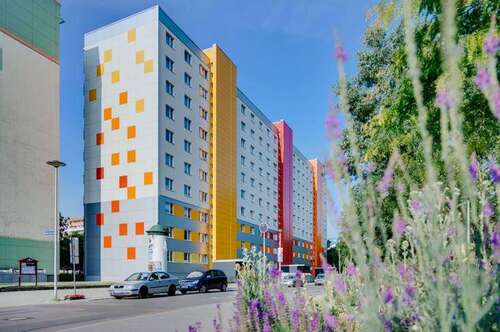 Foto - Wohnung zum Mieten in Magdeburg 485,00 € 67.8 m²