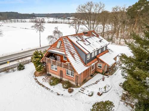 Foto - Haus zum Kaufen in Winsen (Aller) 335.000,00 € 245.11 m²