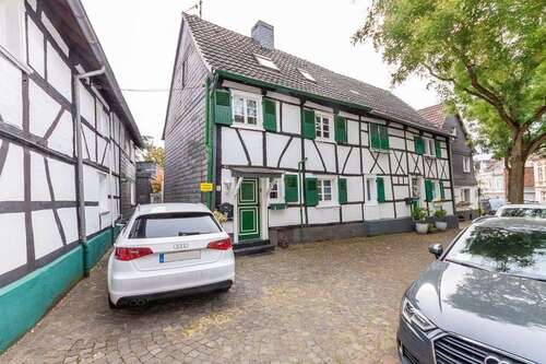 Foto - Haus zum Kaufen in Solingen 134.000,00 € 110 m²