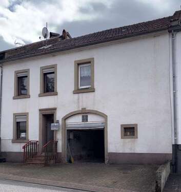 Foto - Haus zum Kaufen in Kastel-Staadt 68.500,00 € 80 m²