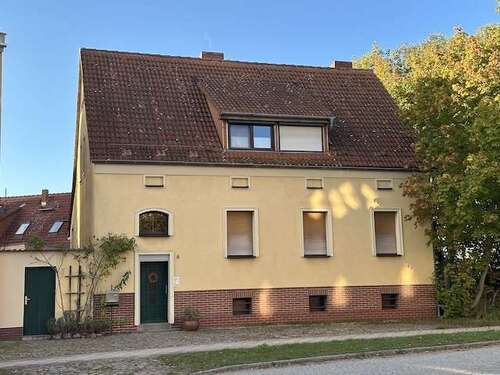 Foto - Haus zum Kaufen in Schwedt 312.000,00 € 171 m²