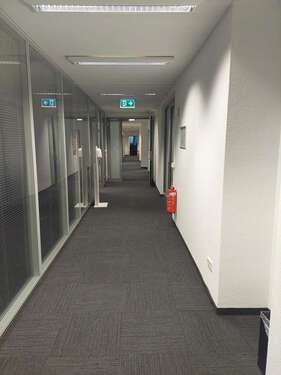 Foto - Büro in Düsseldorf 3.955,00 € 548.39 m²