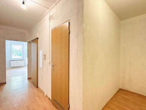 Foto - Wohnung zum Mieten in Freital 226,44 € 33.3 m²