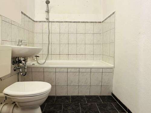 Foto - Wohnung zum Mieten in Freital 224,78 € 33.3 m²