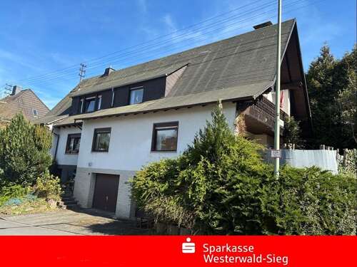 Foto - Haus zum Kaufen in Betzdorf 185.000,00 € 194 m²