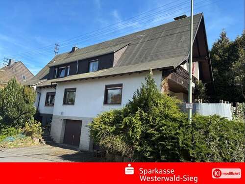 Foto - Haus zum Kaufen in Betzdorf 178.000,00 € 194 m²