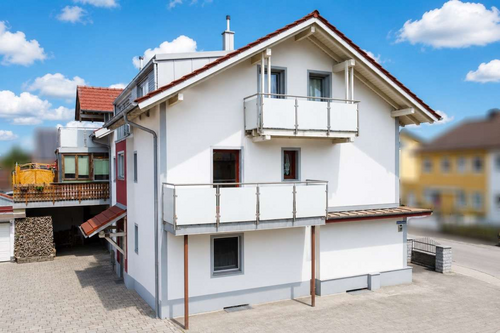 Foto - Haus zum Kaufen in Emmerting 999.000,00 € 373.75 m²