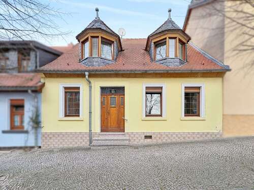 Foto - Haus zum Kaufen in Bernburg 59.638,00 € 110 m²