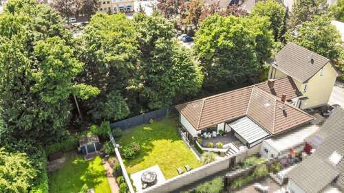 Foto - Haus zum Kaufen in Leverkusen 795.000,00 € 152.6 m²