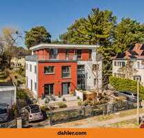 Haus zum Kaufen in Kleinmachnow 1.200.000,00 € 207 m²
