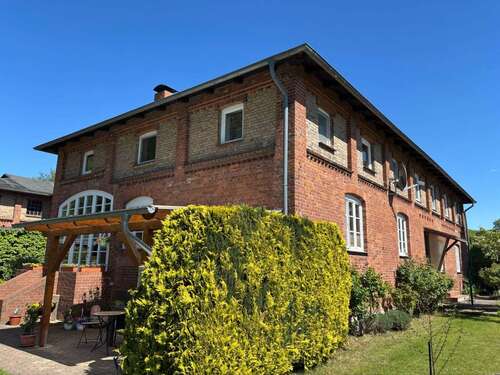 Foto - Haus zum Kaufen in Groß Schwiesow 220.000,00 € 240 m²