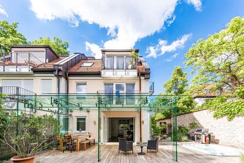 Foto - Haus zum Kaufen in München Nymphenburg 2.790.000,00 € 178 m²