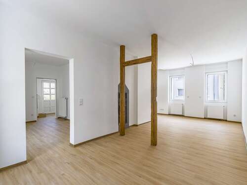 Foto - Haus zum Kaufen in Wiesbaden 595.000,00 € 212 m²