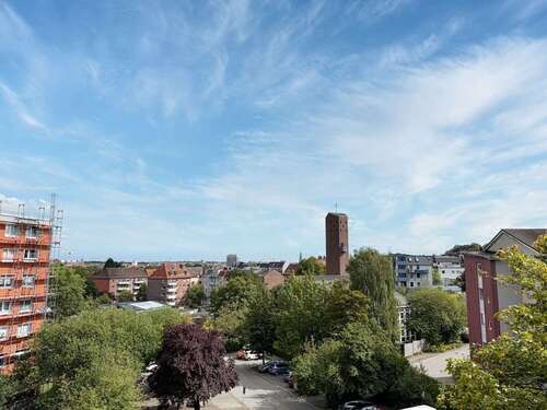 Foto - Wohnung zum Kaufen in Kiel 142.000,00 € 72 m²