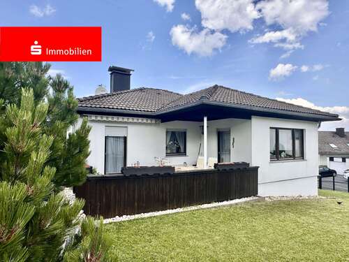 Foto - Haus zum Kaufen in Neu-Anspach 630.000,00 € 220 m²