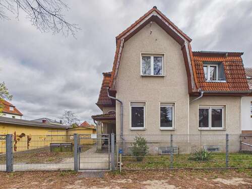 Foto - Haus zum Kaufen in FürstenwaldeSpree 550.000,00 € 156 m²