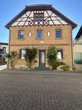Foto - Haus zum Mieten in Albig 1.800,00 € 180 m²