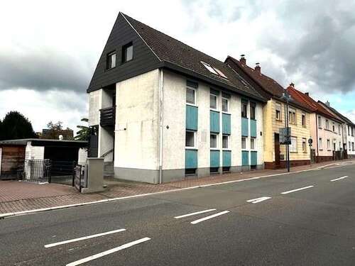 Foto - Haus zum Mieten in Hockenheim 2.200,00 € 227 m²