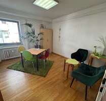 Büro in Köln 500,00 € 35 m² - 500,00&nbsp;EUR Kaltmiete, ca.&nbsp; 35,00&nbsp;m&sup2; in Köln (PLZ: 50678)