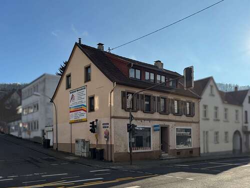 Foto - Haus zum Kaufen in Saarbrücken 205.000,00 € 180 m²
