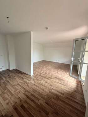 Foto - Wohnung zum Mieten in Holzkirchen 927,30 € 79.94 m²