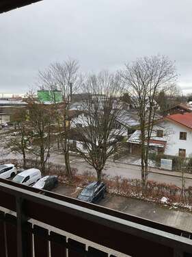 Foto - Wohnung zum Mieten in Holzkirchen 999,25 € 79.94 m²