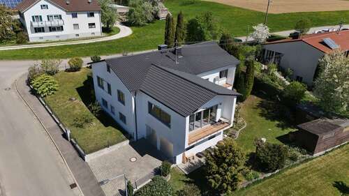 Foto - Haus zum Kaufen in Holzheim 629.000,00 € 260 m²