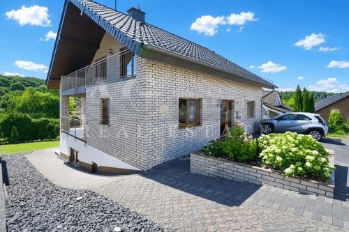 Foto - Haus zum Kaufen in Eitorf 575.000,00 € 140 m²